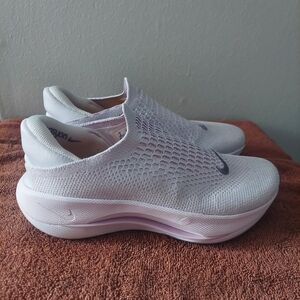Nike Reina Easy On Womens Shoes Size 8